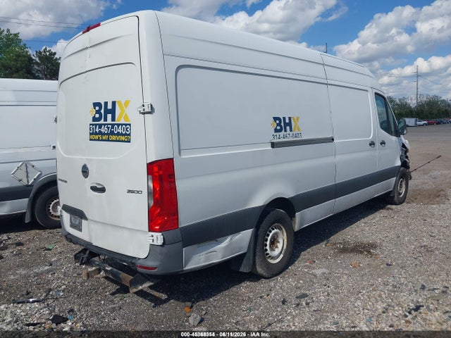 Freightliner Sprinter 2500 High Roof V6