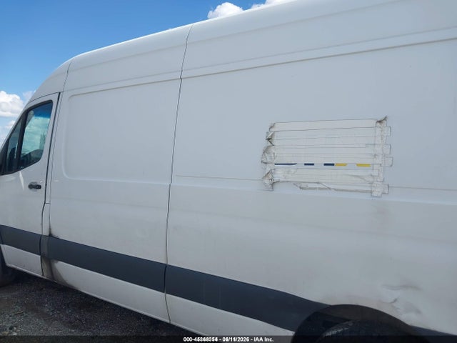 Freightliner Sprinter 2500 High Roof V6