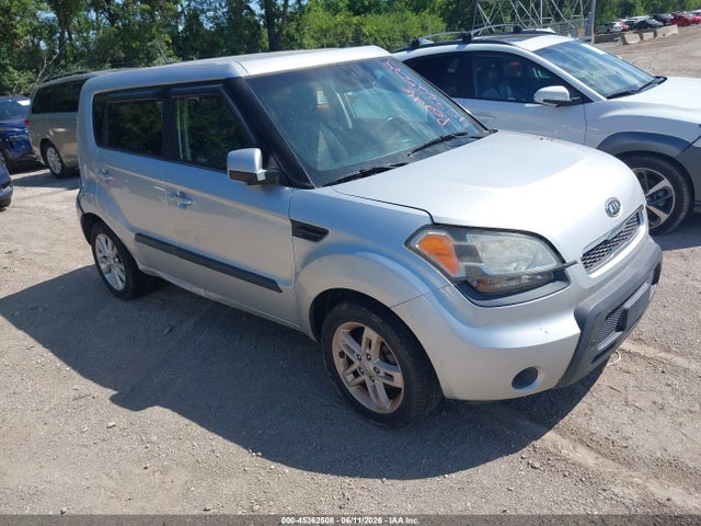 Salvage Kia Soul Image