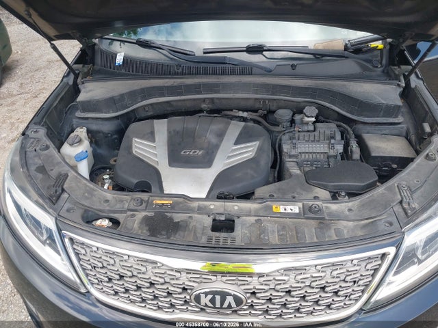 Kia Sorento Limited V6