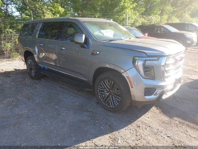 Salvage GMC Yukon Image