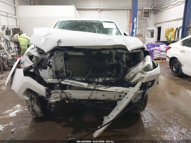 Toyota Tacoma Sr5 V6