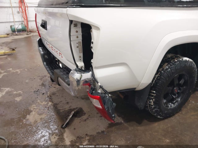 Toyota Tacoma Sr5 V6