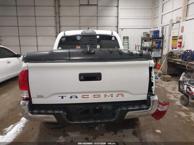 Toyota Tacoma Sr5 V6