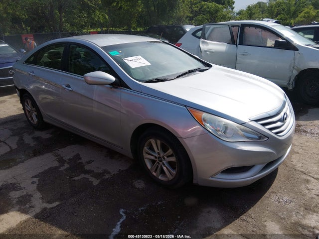 Salvage Hyundai SONATA Image