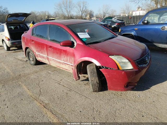 Salvage Nissan Sentra Image