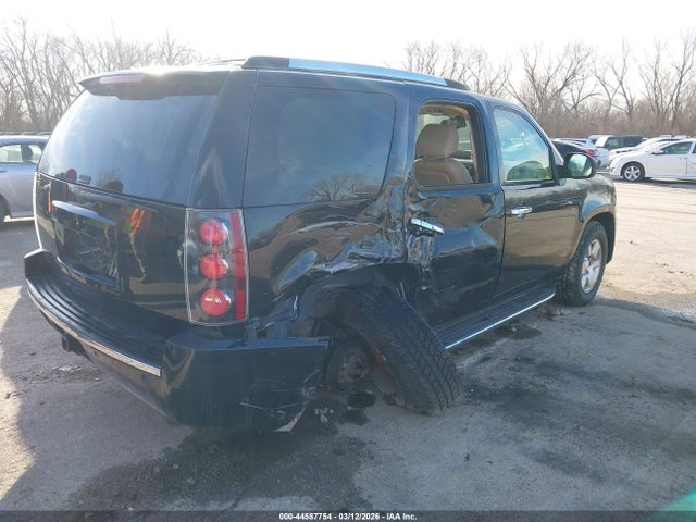 GMC Yukon Denali
