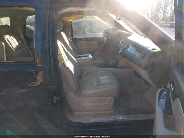 GMC Yukon Denali