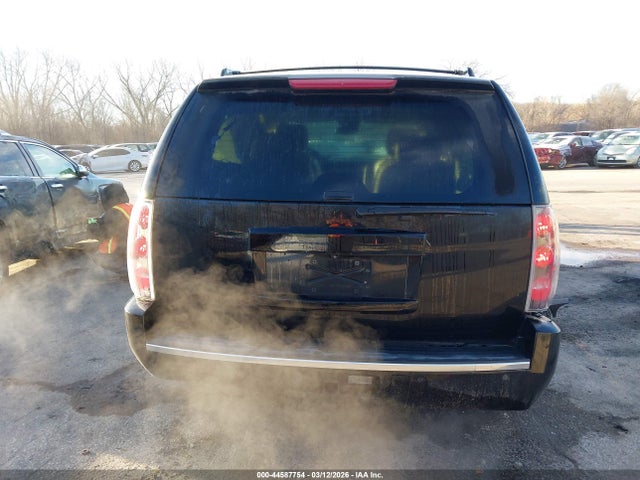 GMC Yukon Denali