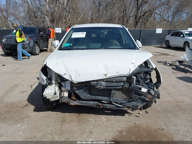 Hyundai ELANTRA Gls