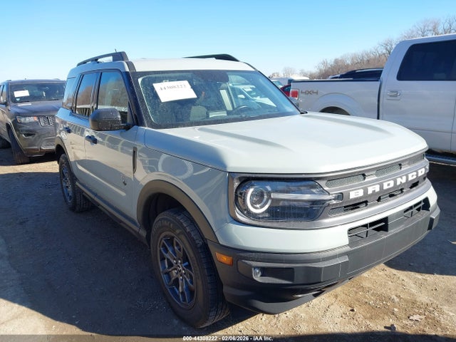 Salvage Ford Bronco Image
