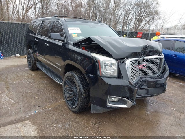 Salvage GMC Yukon Image