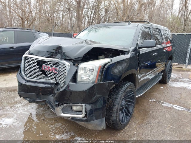 GMC Yukon Denali