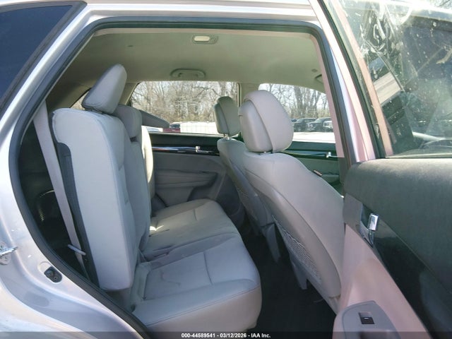 Kia Sorento Lx V6