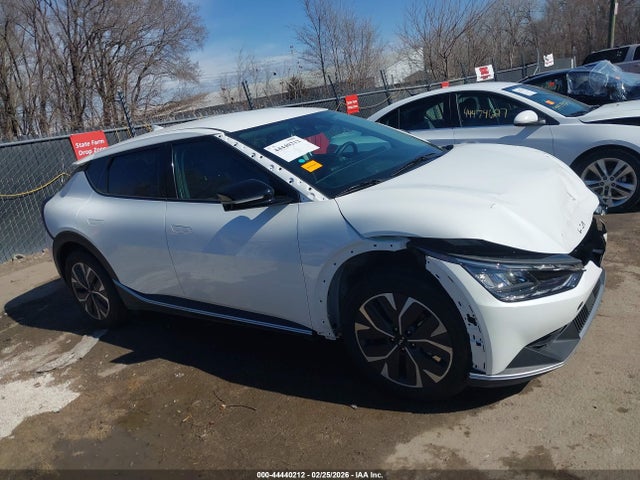 Kia EV6 Light