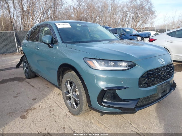 Salvage Honda HR-V Image