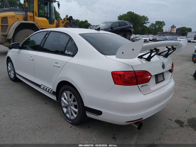 Volkswagen Jetta 2.5l Se