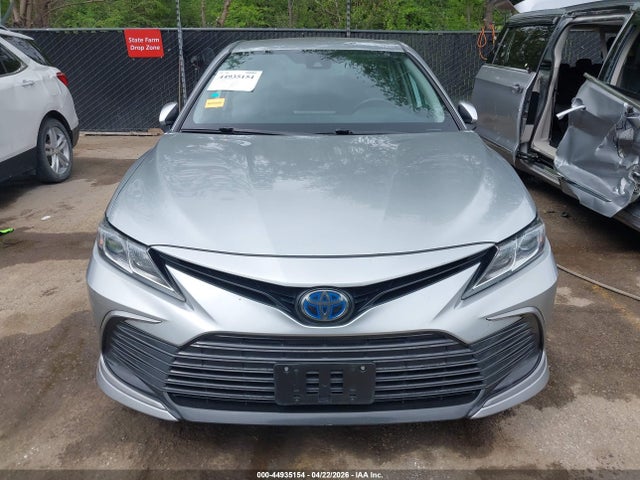 Toyota Camry Le Hybrid