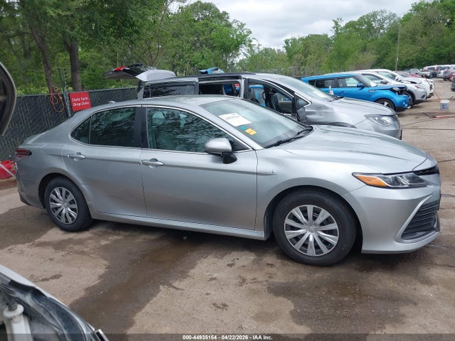 Toyota Camry Le Hybrid