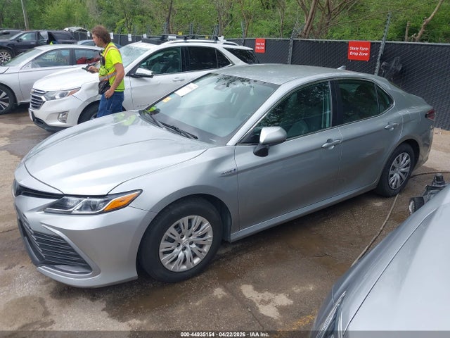 Toyota Camry Le Hybrid