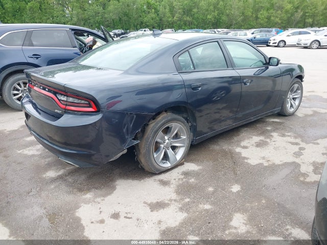 Dodge Charger Sxt