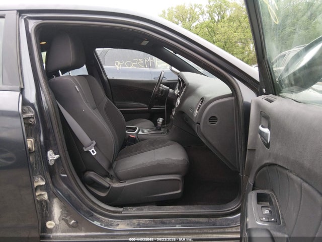 Dodge Charger Sxt