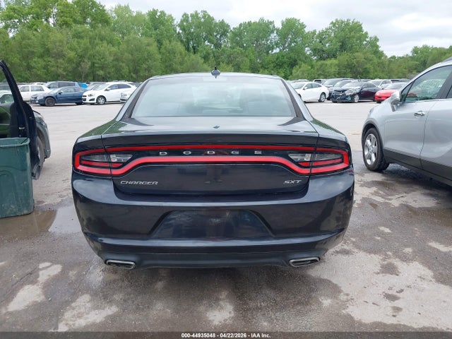 Dodge Charger Sxt