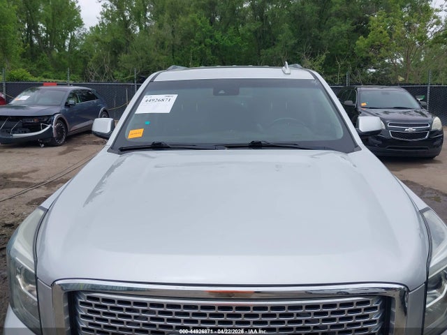 GMC Yukon Denali