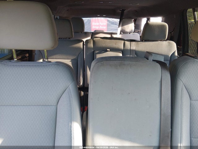 Chevrolet Suburban 4wd Ls