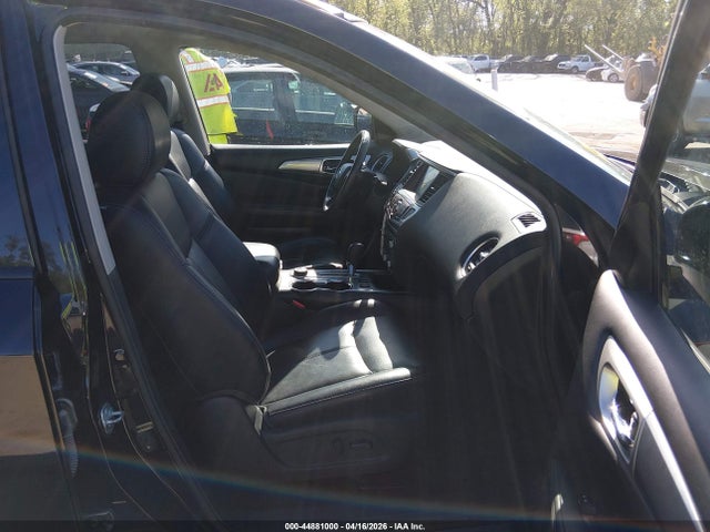 Nissan Pathfinder Sl
