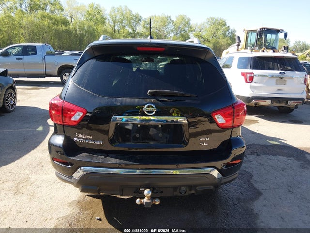 Nissan Pathfinder Sl