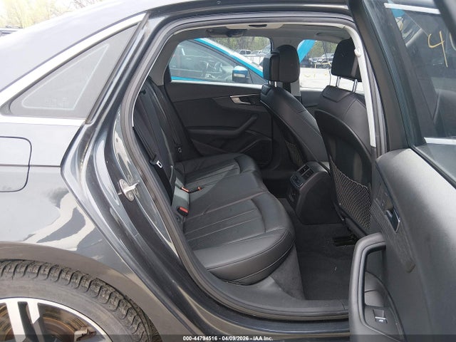 Audi A4 2.0t Premium