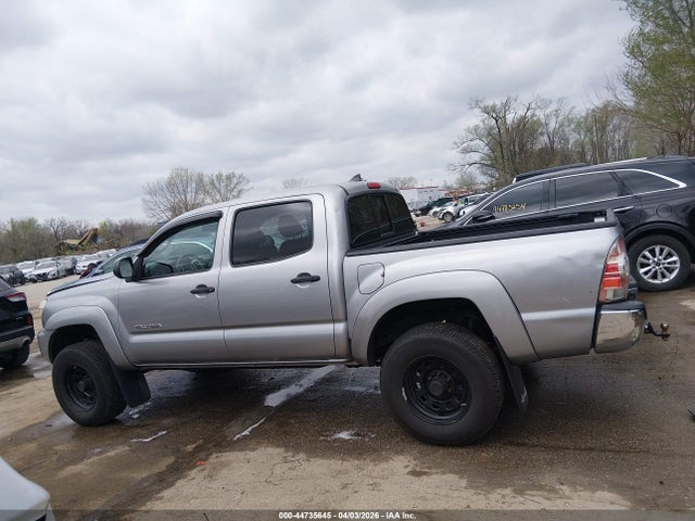 Toyota Tacoma Base V6