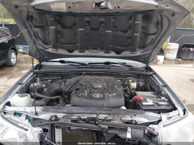 Toyota Tacoma Base V6