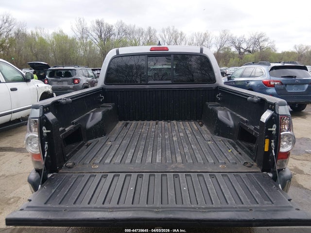 Toyota Tacoma Base V6