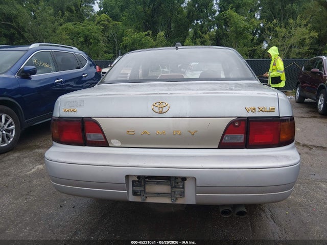 Toyota Camry Xle