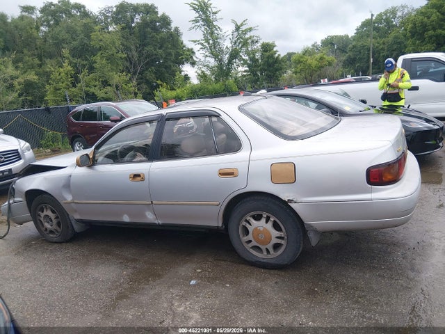 Toyota Camry Xle