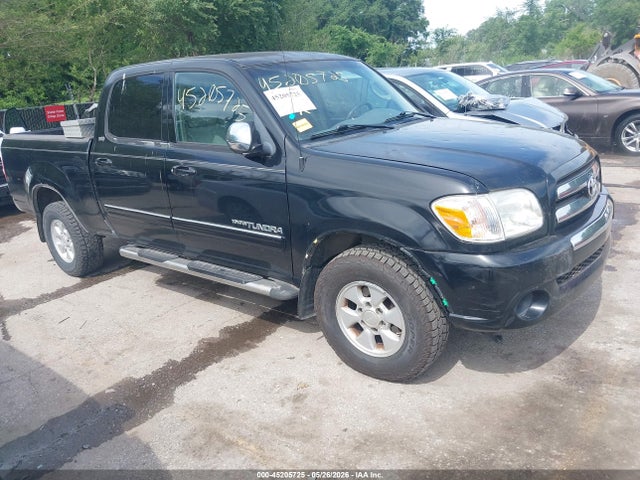 Salvage Toyota Tundra Image