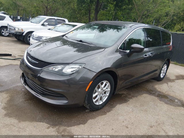 Chrysler Pacifica Touring