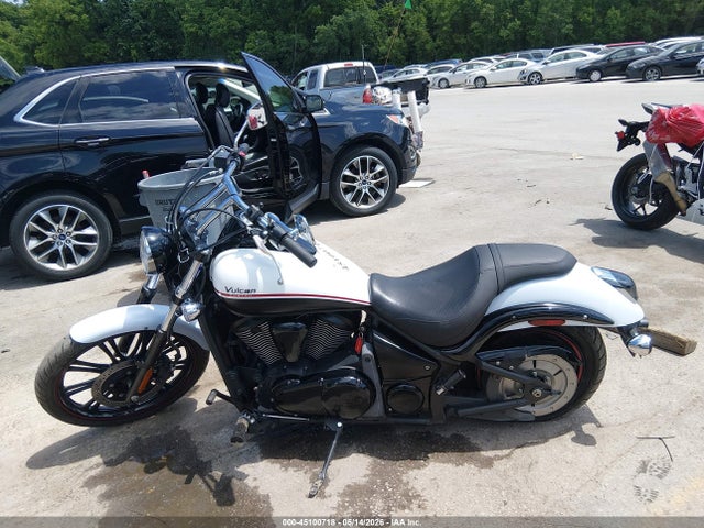 Kawasaki Vn900 C