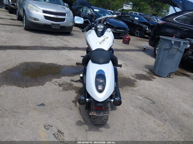 Kawasaki Vn900 C