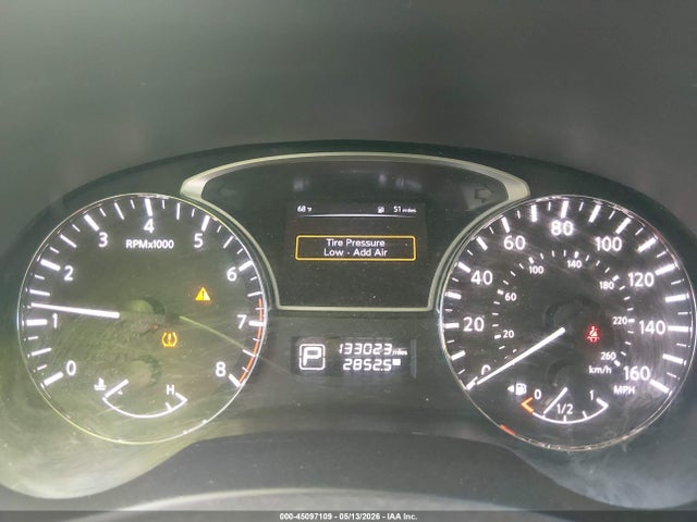Nissan Pathfinder S