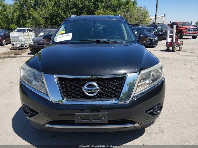 Nissan Pathfinder S