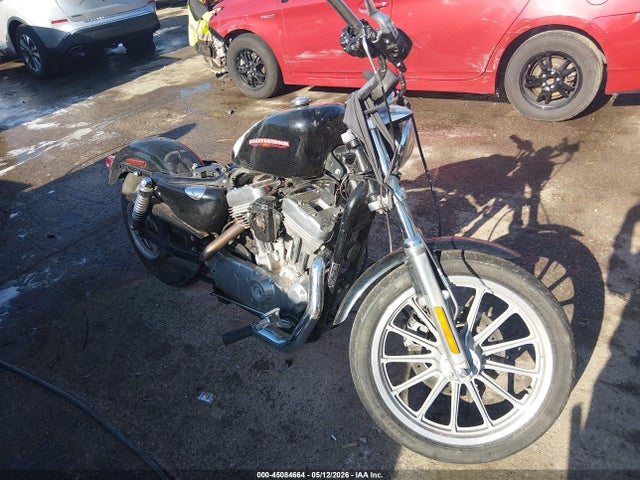 Salvage Harley-Davidson Xl883 Image