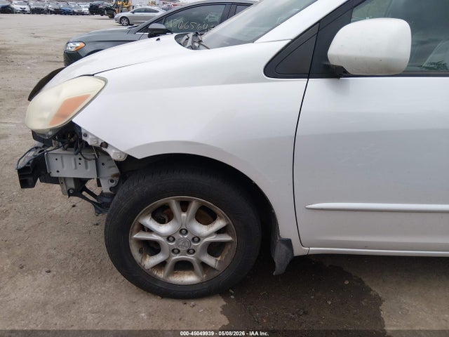 Toyota Sienna Xle