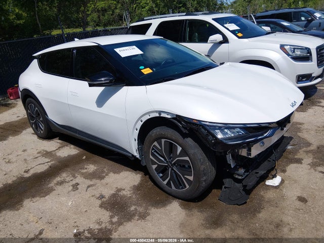 Salvage Kia EV6 Image