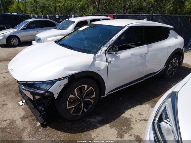 Kia EV6 Light Long Range