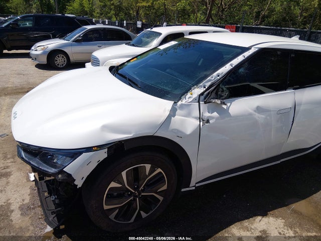 Kia EV6 Light Long Range