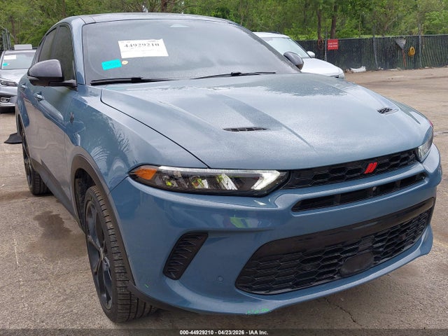 Salvage Dodge Hornet Image
