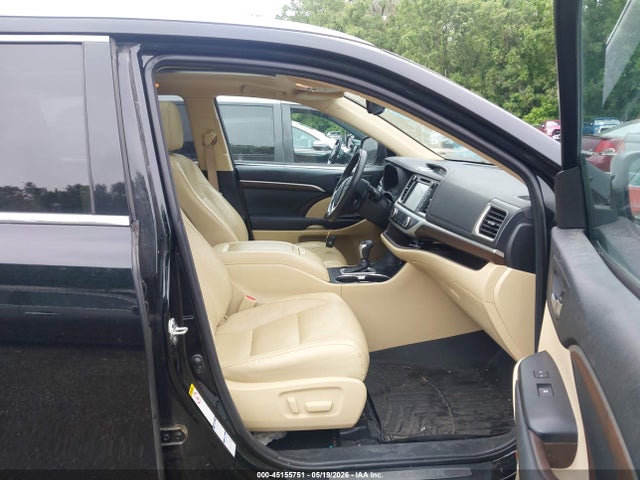 Toyota Highlander Limited Platinum V6
